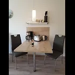 Neu! Mien Luette Boe Spo