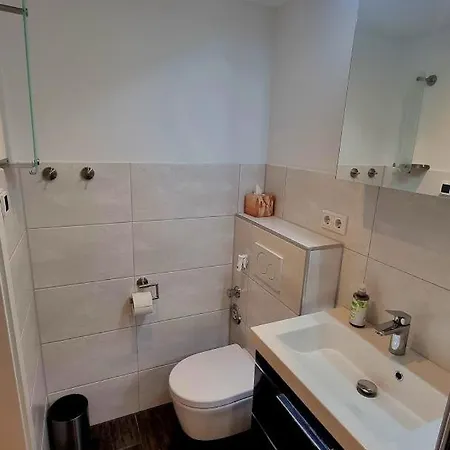 Neu! Mien Luette Boe Spo *